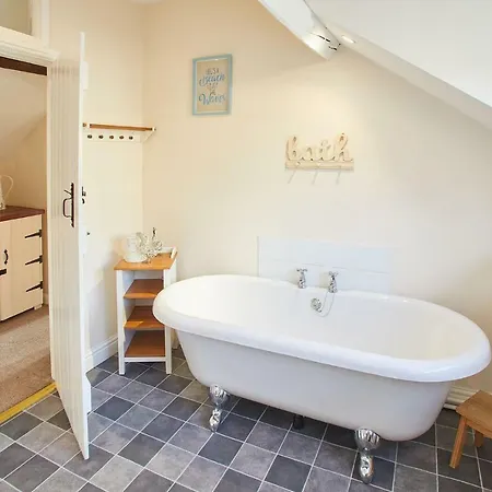Host & - Greengate